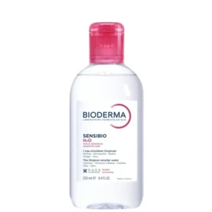 The Bioderma Sensibio H2O is a cult-favorite micellar water for sensitive skin, designed to gently cleanse, remove makeup, and soothe the skin in a single step. Specifically developed for reactive and intolerant skin, it eliminates impurities while preserving the skin’s natural balance. Moreover, thanks to its advanced micellar technology, it captures dirt, pollution particles, and makeup without disrupting the protective skin barrier. As a result, the skin feels clean, fresh, and comfortable after every use.