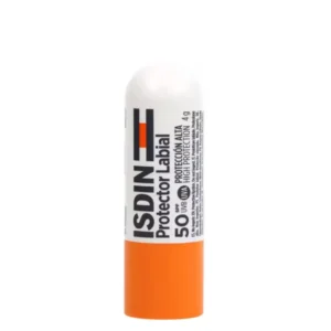 Lyskin-isdin-fotoprotector-lip-sun-protection-spf50-4g-ISD00113 (2)_resultado The lips are one of the most delicate areas of the face and are constantly exposed to external factors such as sun, cold and wind. Despite this, lip protection is often overlooked in daily skincare routines. ISDIN Fotoprotector Lip Sun Protection SPF50 4g is a convenient lip sunscreen stick that combines high SPF50 protection with moisturising and antioxidant care.