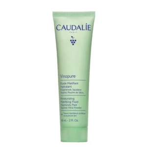 Caudalie Vinopure Mattifying Fluid is a lightweight moisturiser designed for combination to oily skin prone to blemishes, blackheads and enlarged pores. Its fluid silicaprovides hydration without feeling heavy, while helping to reduce excess shine and leave the complexion looking smoother and more balanced.
