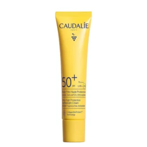 Lyskin-caudalie-vinosun-spf50-ocean-protect-very-high-protection-lightweight-cream-40ml-1-3fl-oz-CDL00150_resultado The Caudalie Vinosun Protect SPF50+ Ocean Protect Very High Protection Lightweight Cream provides high SPF50+ and PA++++ protection against UVA and UVB rays while caring for sensitive skin. Its ultra-light, invisible and fragrance-free texture makes it ideal for everyday use and comfortable to wear under makeup.