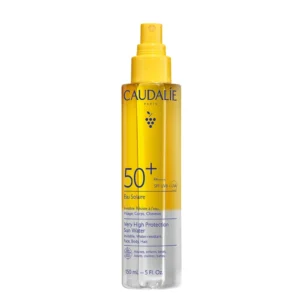 Lyskin-caudalie-vinosun-protect-spf50-sun-water-150ml-5fl-oz-CDL00161_resultado Protect your skin, face and hair from sun exposure with Caudalie Vinosun Protect Sun Water SPF50+, a high-protection sunscreen with an ultra-light, invisible texture. Combining SPF50+ and PA++++ protection with Caudalie’s exclusive CollagenSkinProtect™ technology, this bi-phase formula helps protect the skin against UVA and UVB rays while supporting its natural antioxidant defences.